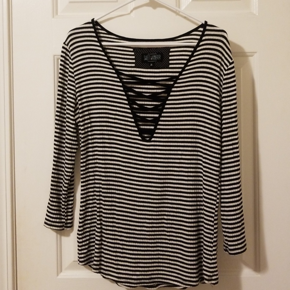 V-Neck knit top